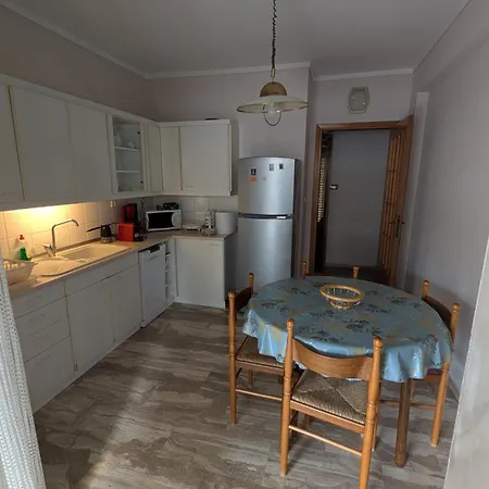 Nikos * Thessaloníki