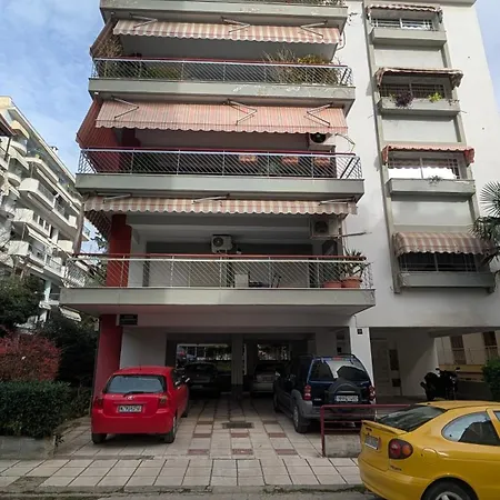 Nikos Apartamento