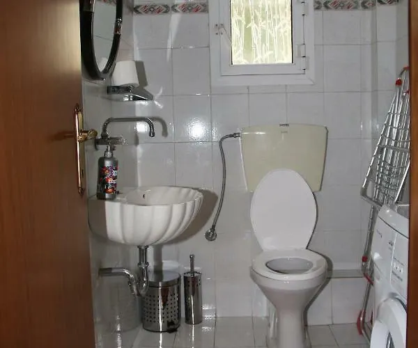 Nikos شقة سالونيك
